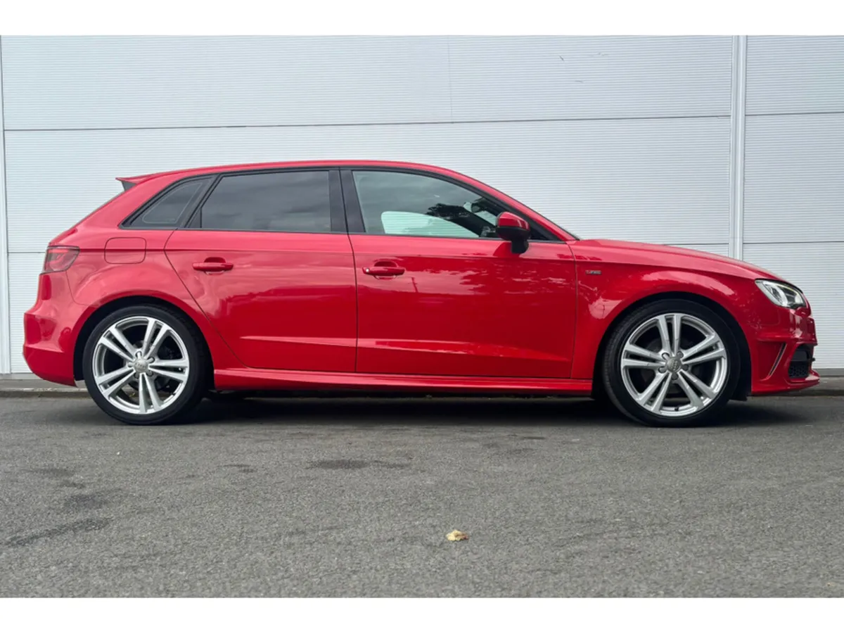 Audi A3 SLINE SPORTBACK 1.6TDI - Image 4