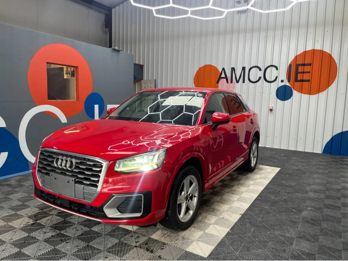 Audi Q2 1.0 TFSI SPORT / 72k KMs / HEATED SEATS , - Image 3