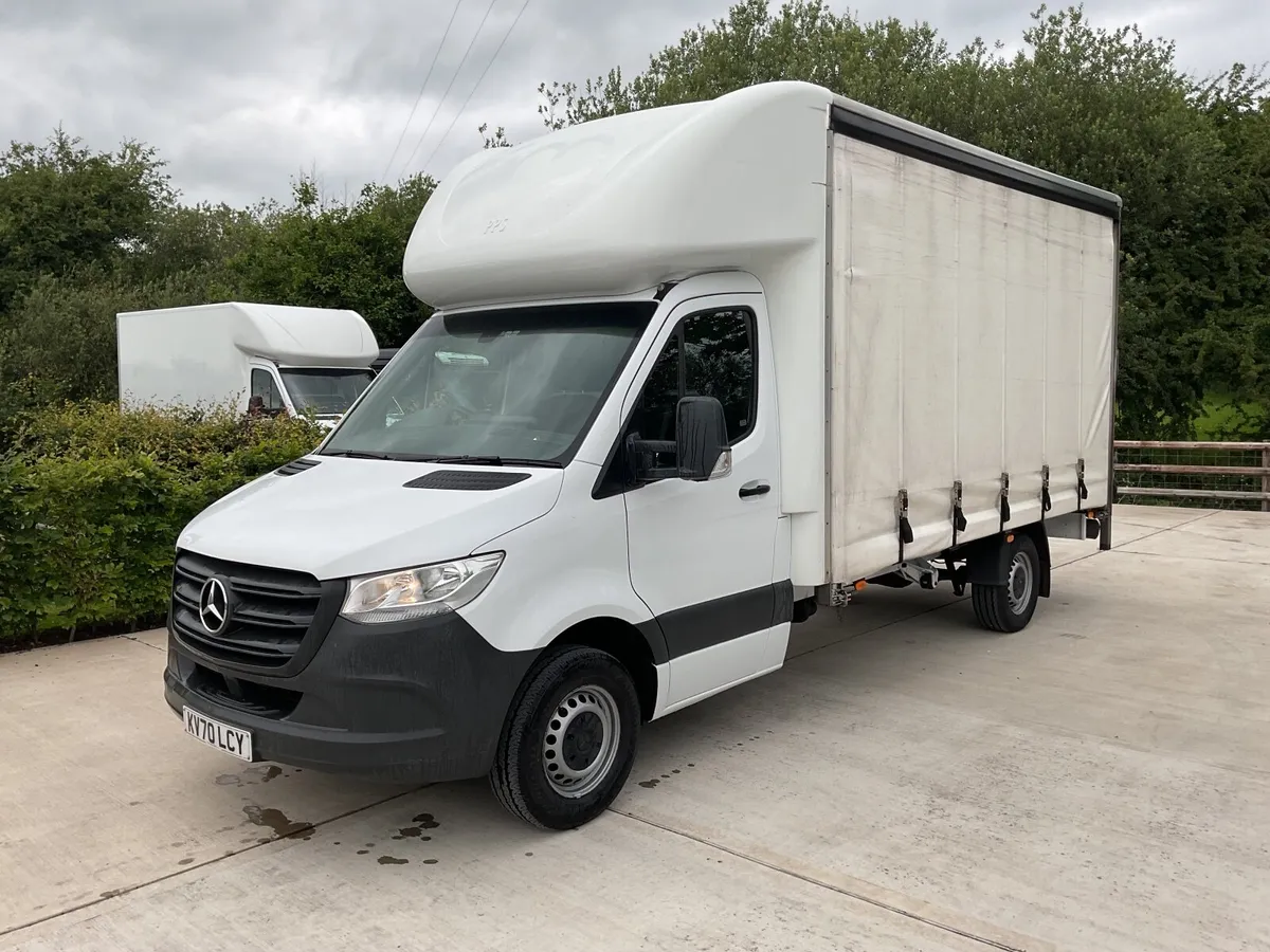 2021 Sprinter 314 Curtainsider - Image 1