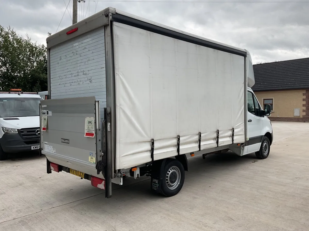 2021 Sprinter 314 Curtainsider - Image 3