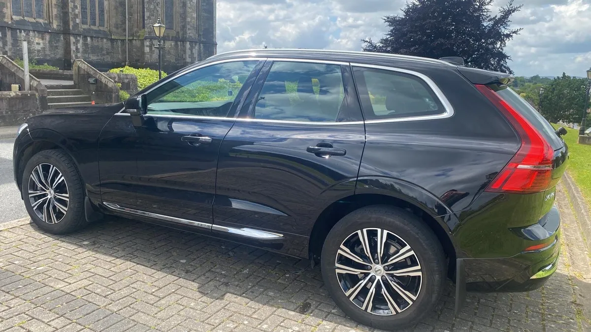 Volvo XC60 B4 MHEV DSL 197hp 2022 - Image 4