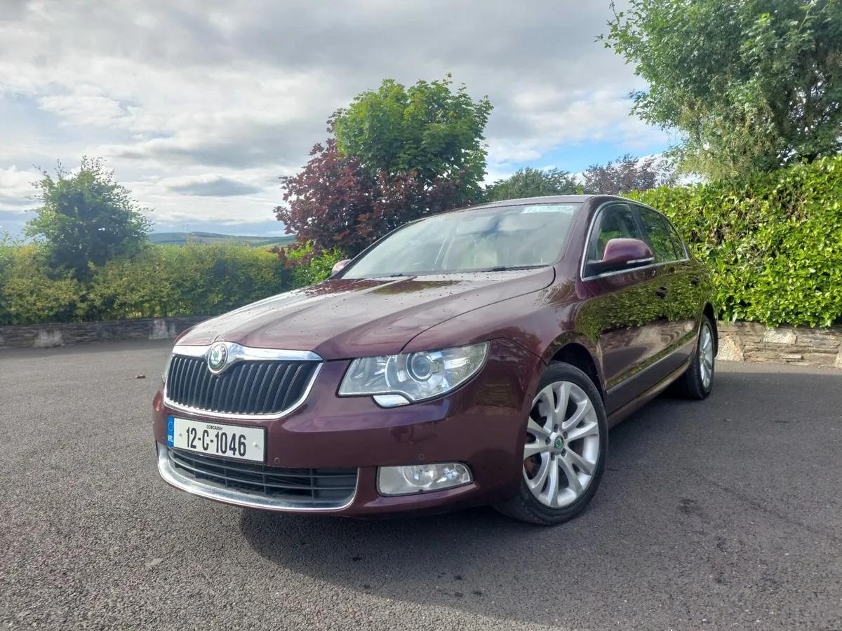 2012 SKODA SUPERB 2.0TDI DSG ELEGANCE - Image 2