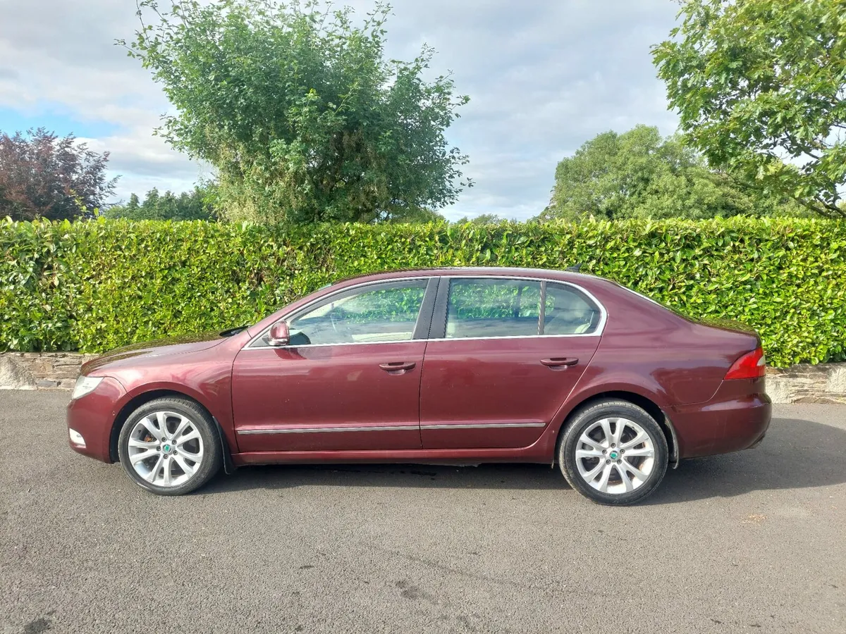 2012 SKODA SUPERB 2.0TDI DSG ELEGANCE - Image 4