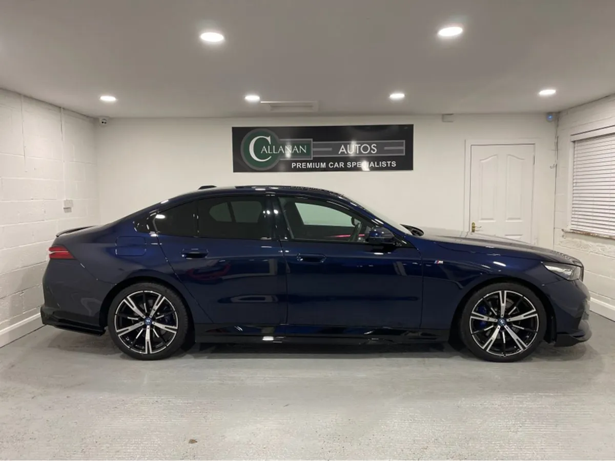 BMW 5 Series 530E M Sport  full BMW Performance B - Image 4