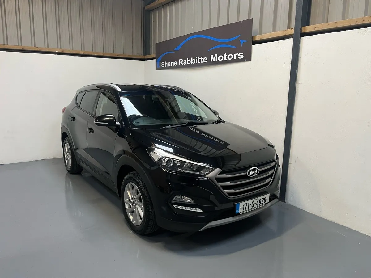 171 HYUNDAI TUCSON 1.7 CRDI SE - Image 2