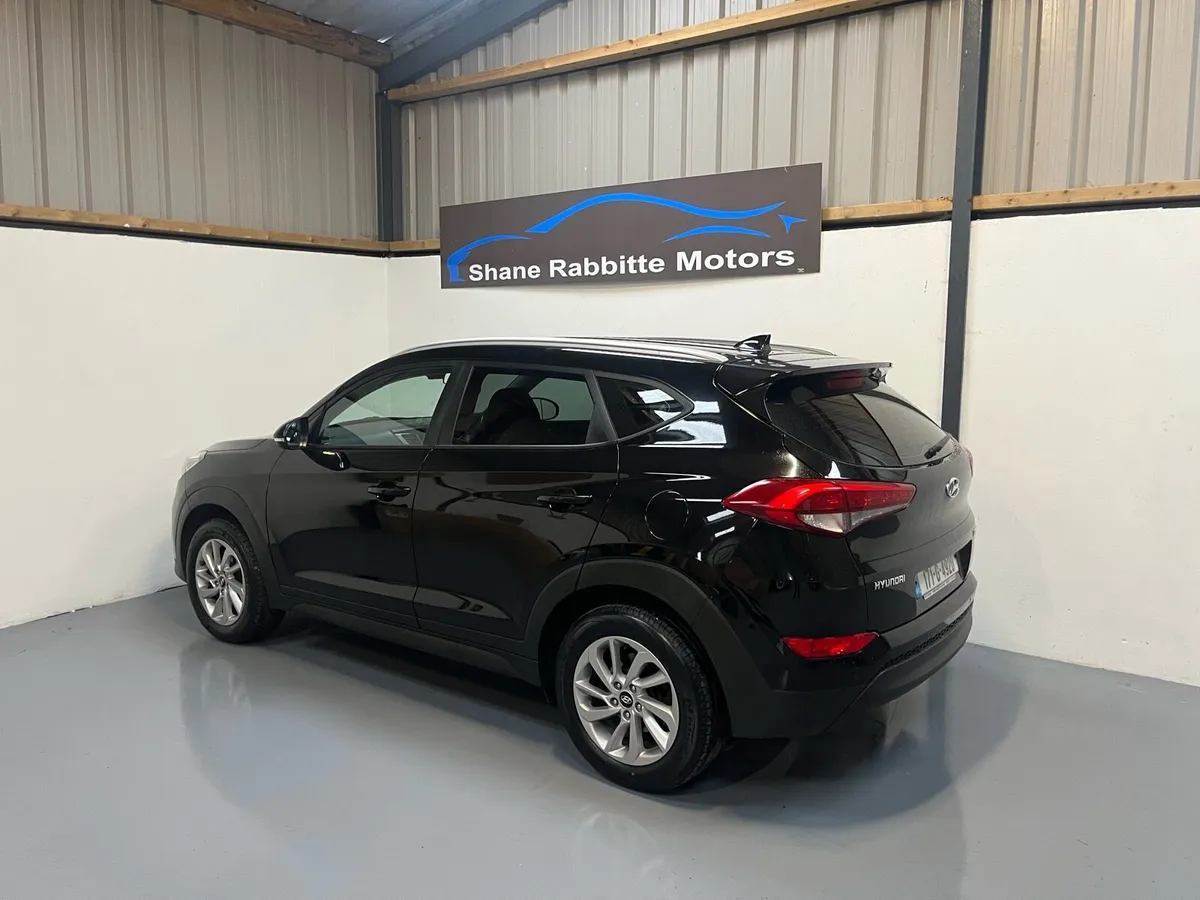 171 HYUNDAI TUCSON 1.7 CRDI SE - Image 4