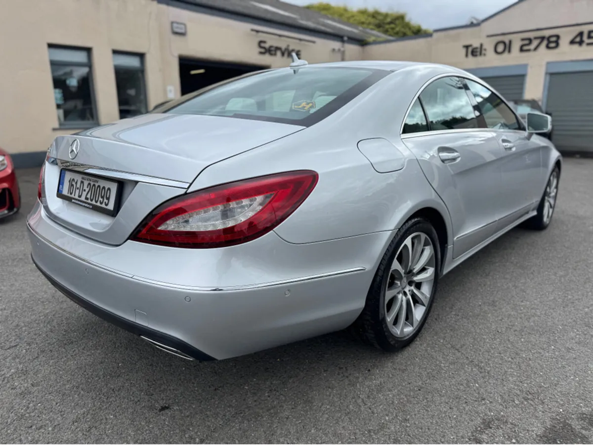 Mercedes-Benz CLS CLS220D AUTO - Image 4