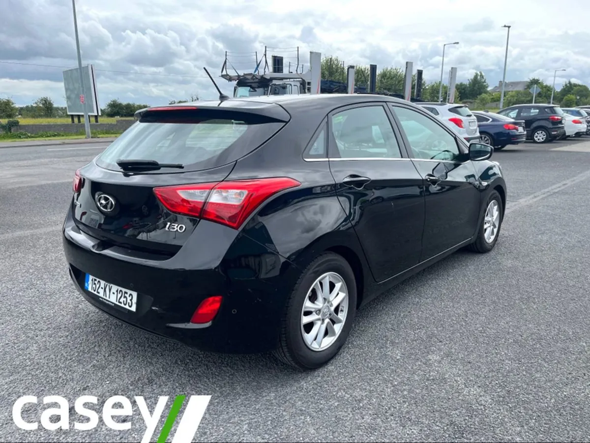 Hyundai i30 1.6 Crdi SE Bl/dr 110PS 5DR - Image 4