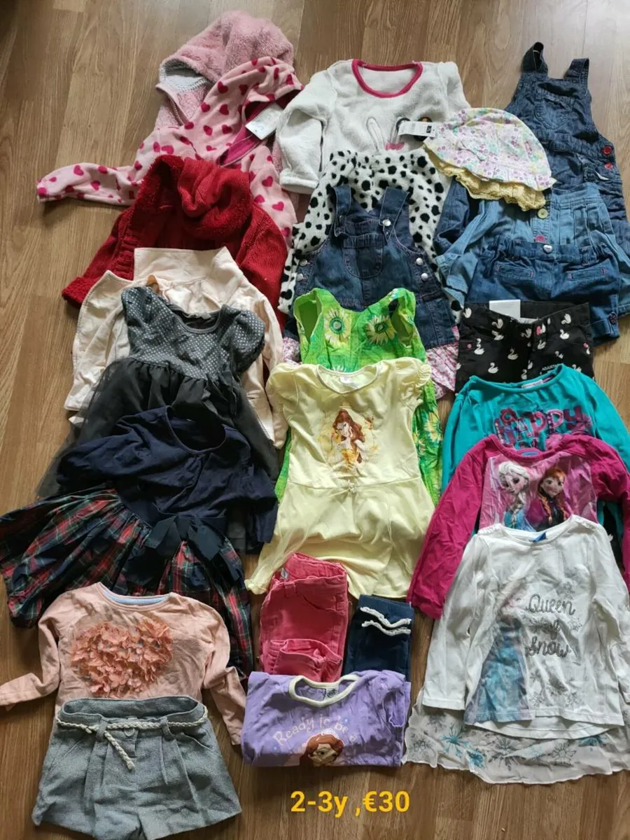 Girls clothes
