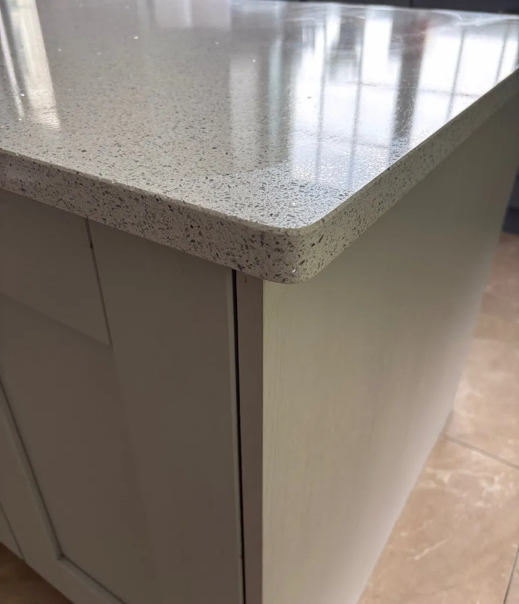 Quartz island worktop only (units not included) - Image 2
