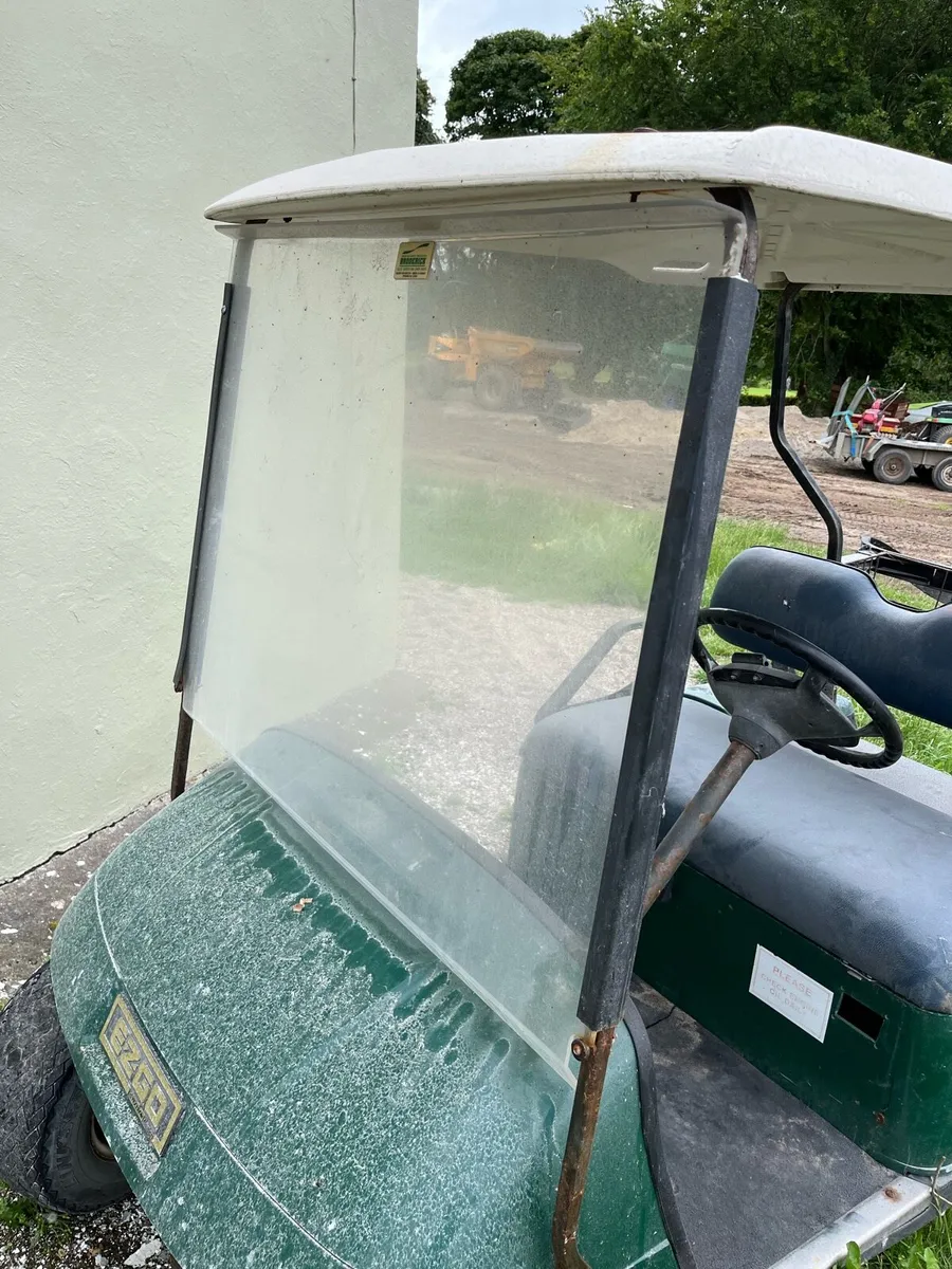 Ezgo petrol golf buggy - Image 3