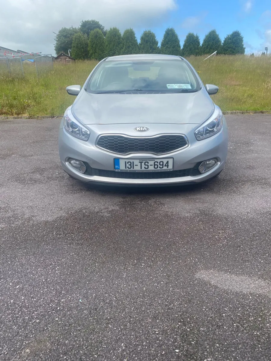 Kia Ceed 2013 - Image 2