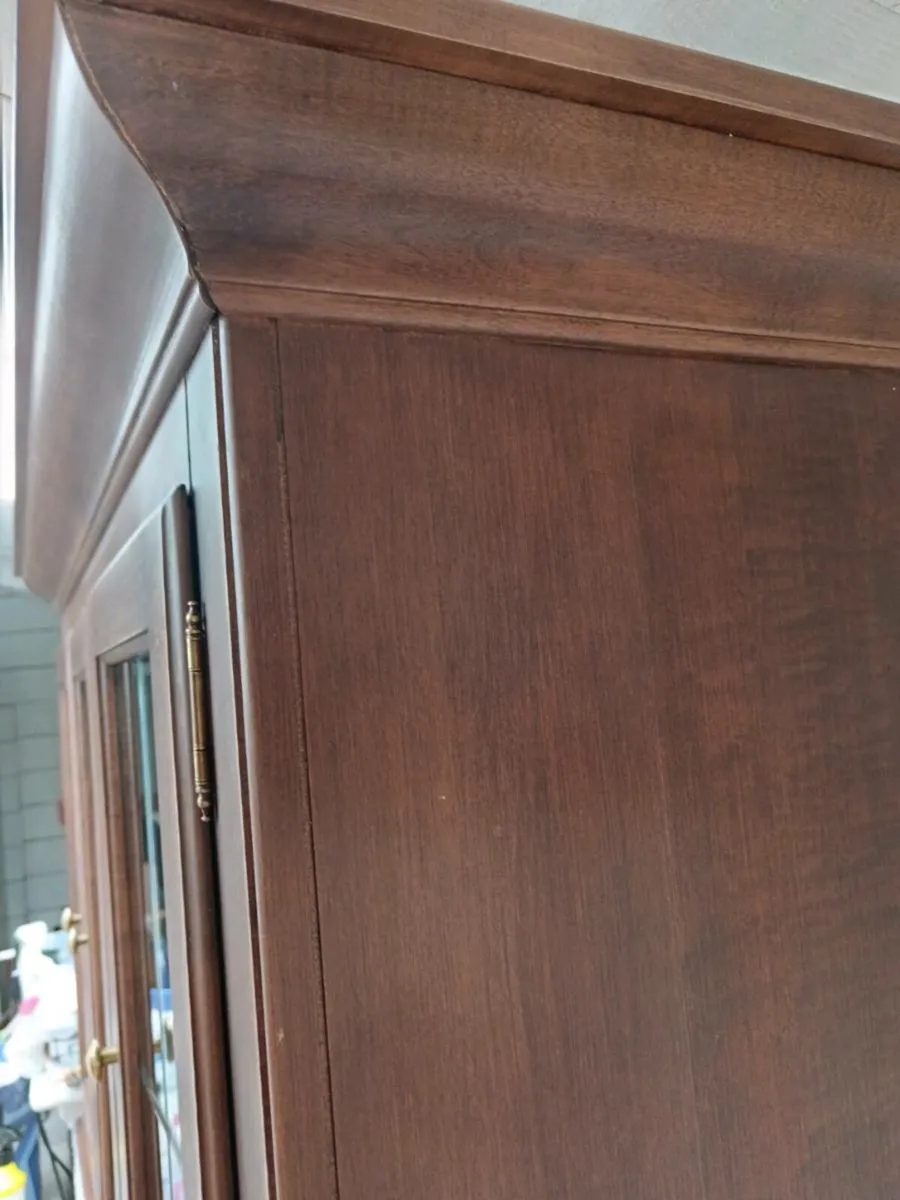 Solid wood dresser - Image 1