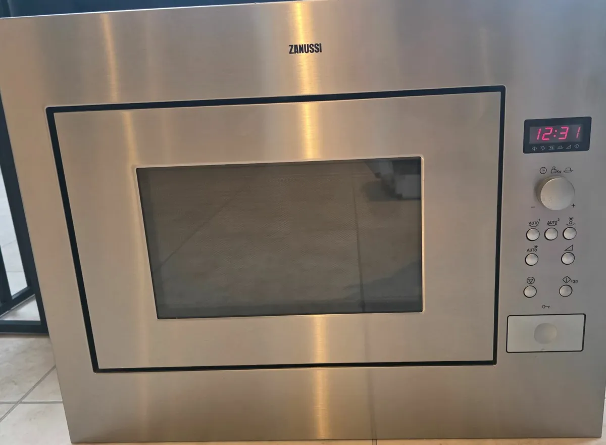 Built in Microwave - Image 1