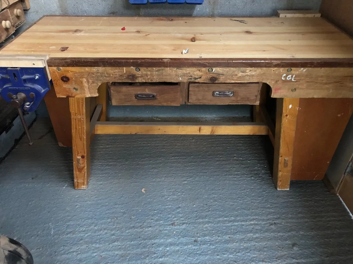 Woodwork bench - Image 1