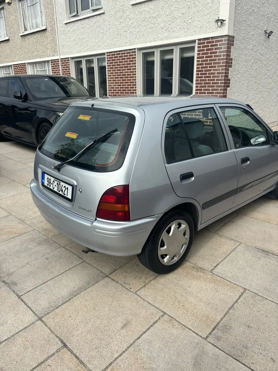 Toyota starlet - Image 2