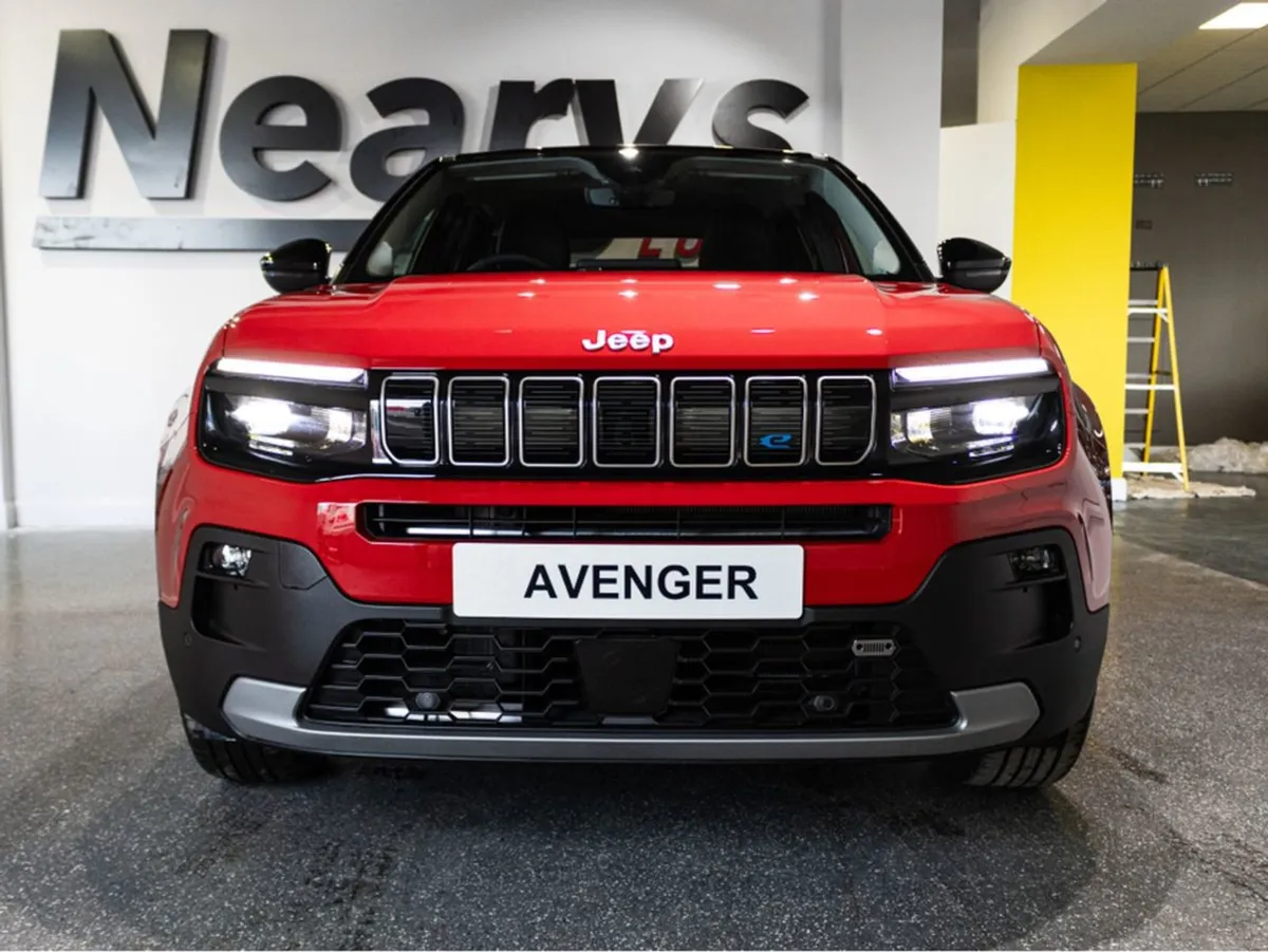 Jeep Avenger Summit 54kwh - Image 2