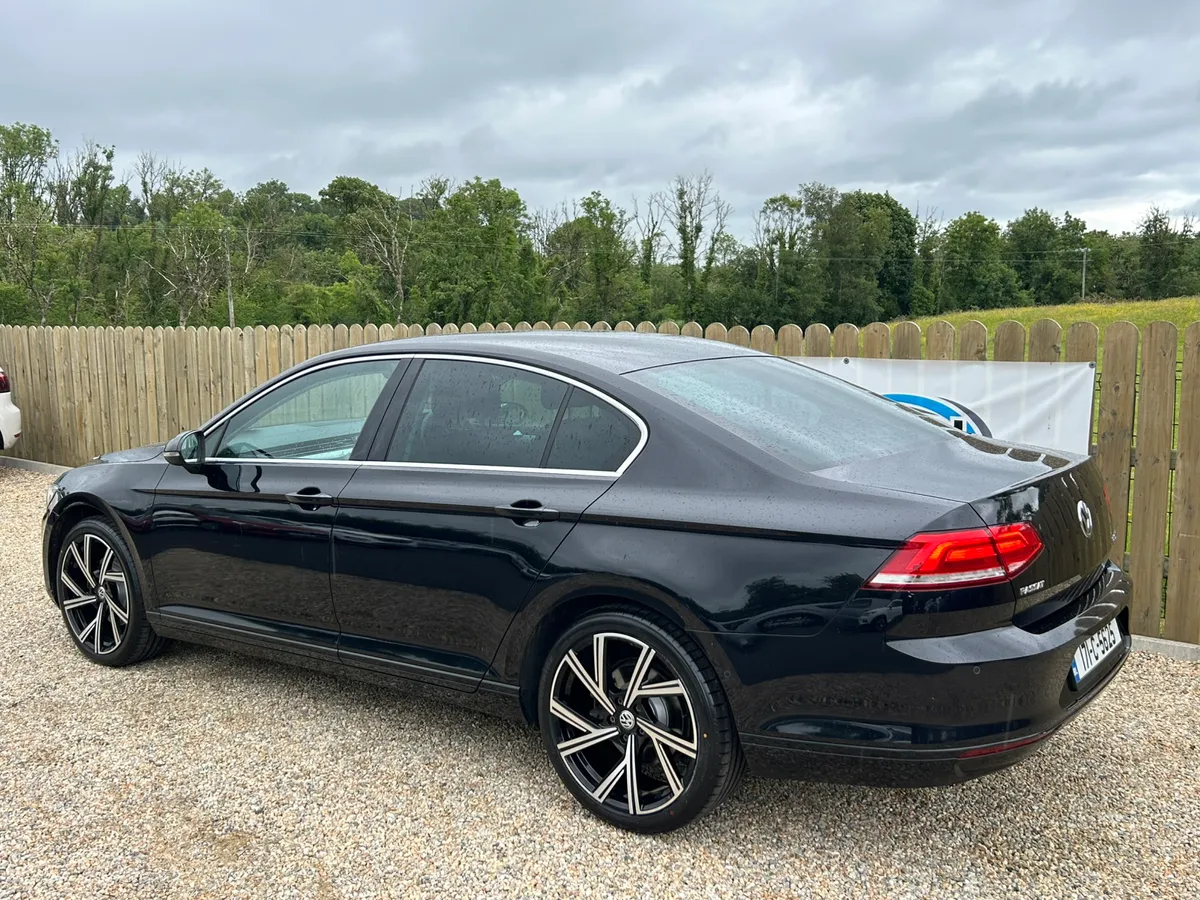 2017 Volkswagen Passat Comfortline Automatic - Image 4