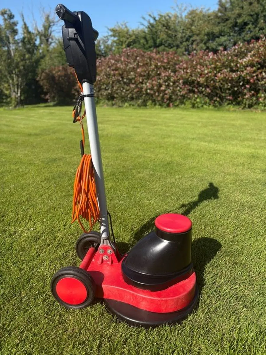Professional floor buffer - ideal for floor types parque, wooden, high sheen ceramic etc. - Image 3