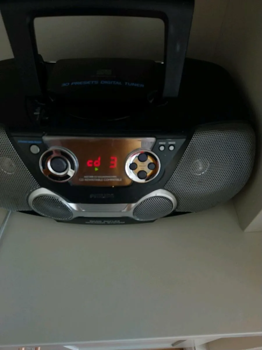 phillips cd/radio boombox - Image 4