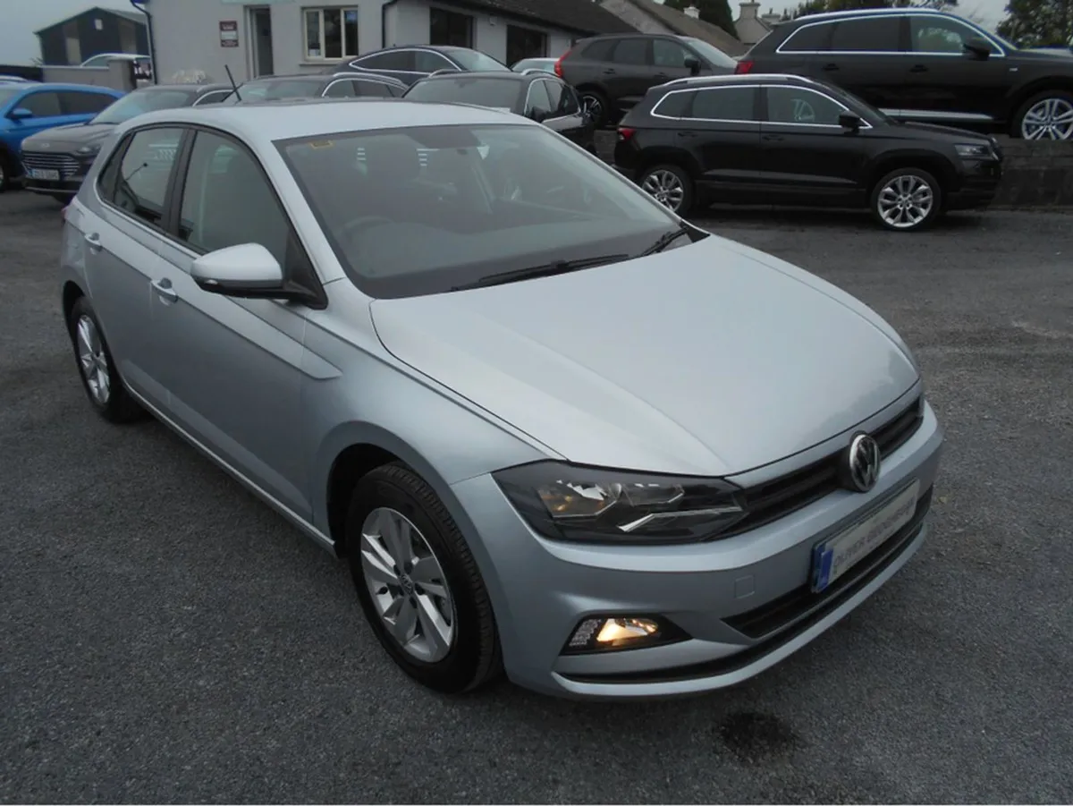 Volkswagen Polo Trendline 1.0 Manual - Image 1