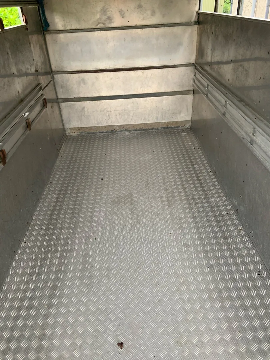 Cattle sheep trailer - Image 3