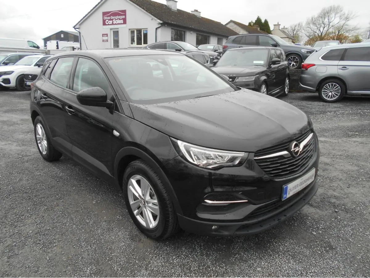 Opel GRANDLAND X SC 1.2 130 BHP 6 Speed - Image 1