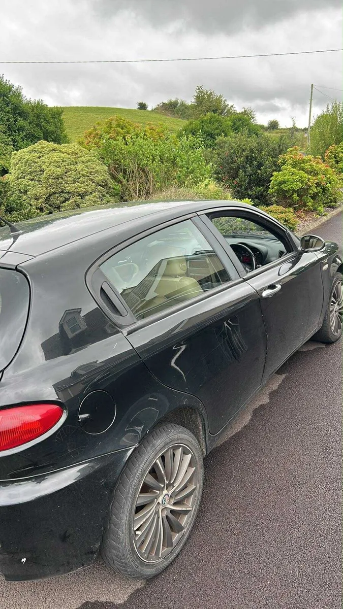 Alfa 147 - Image 2