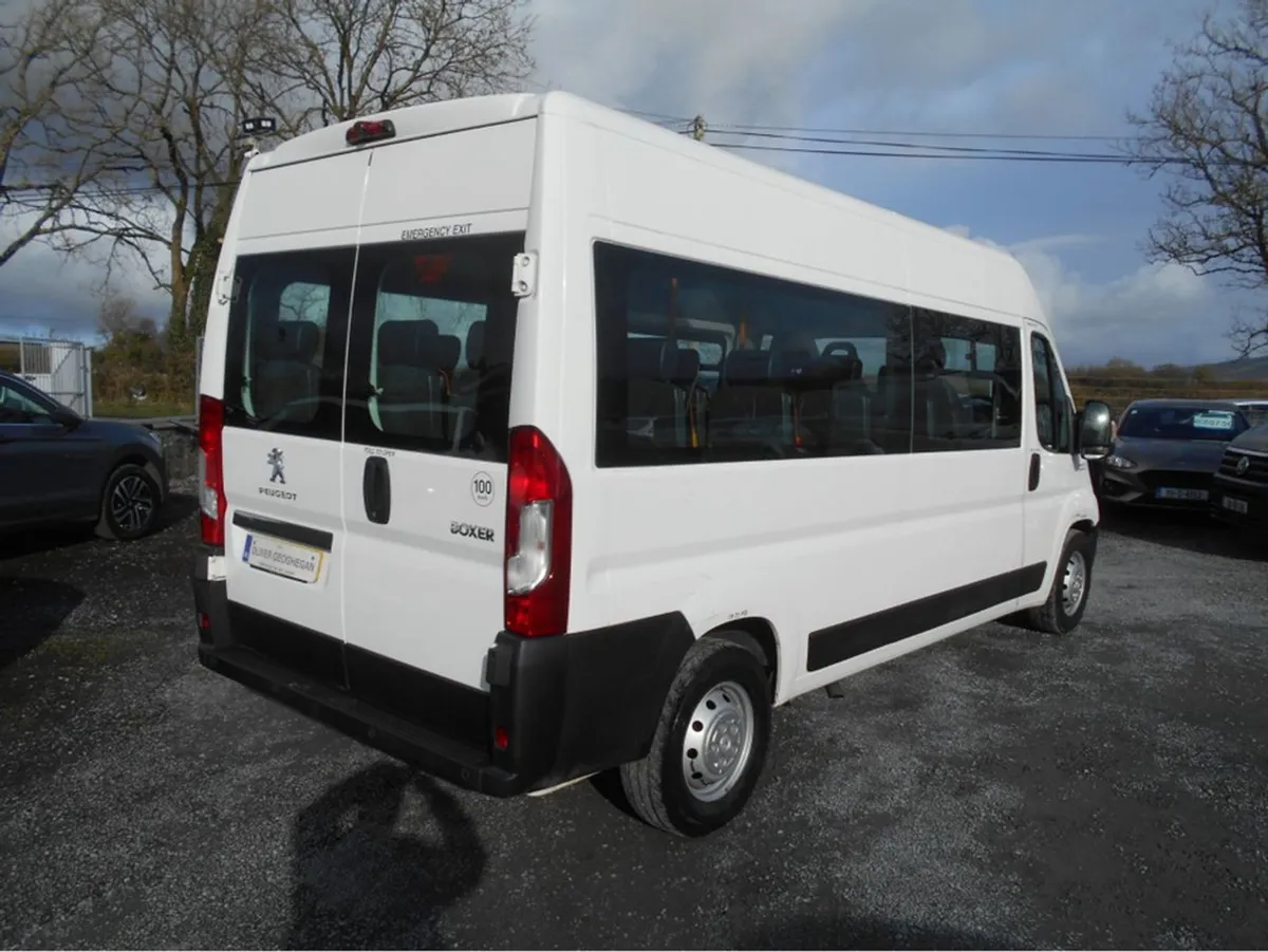 Peugeot Boxer (17 Seater Mini Bus) Candrive Flexi - Image 2