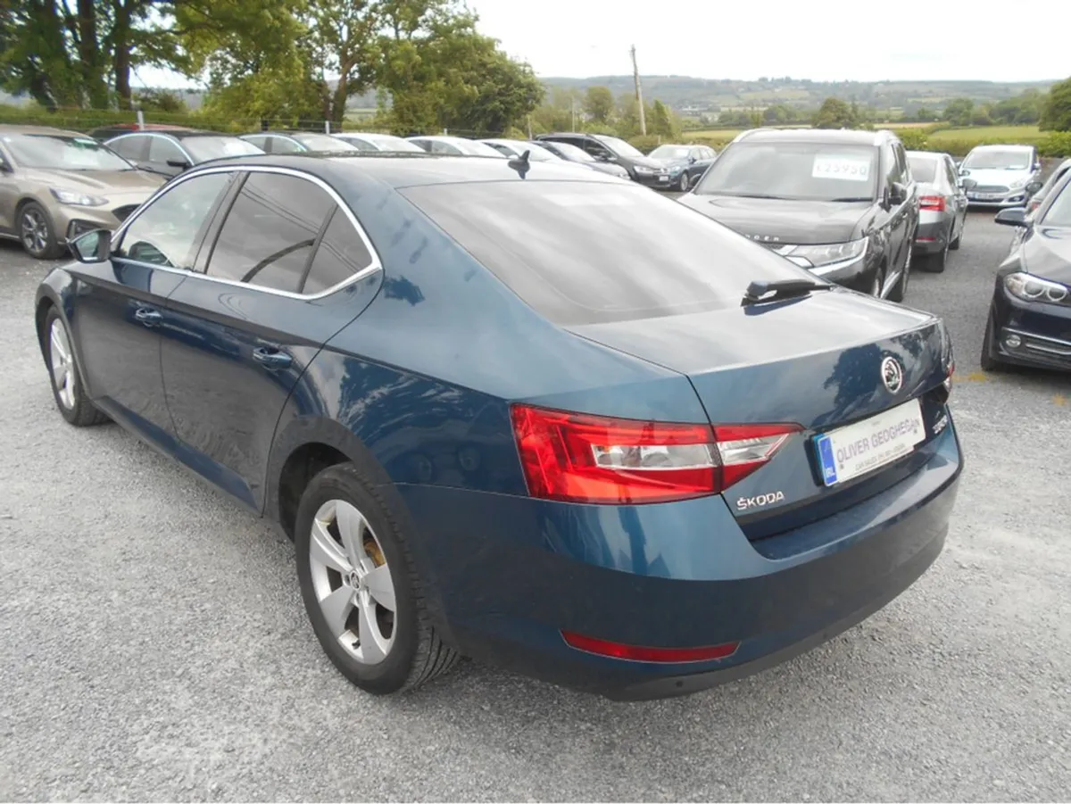 Skoda Superb 1.6 TDI SE 120 BHP (nct 06/2027) - Image 3