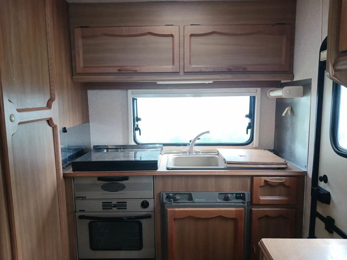Campervan - Image 3