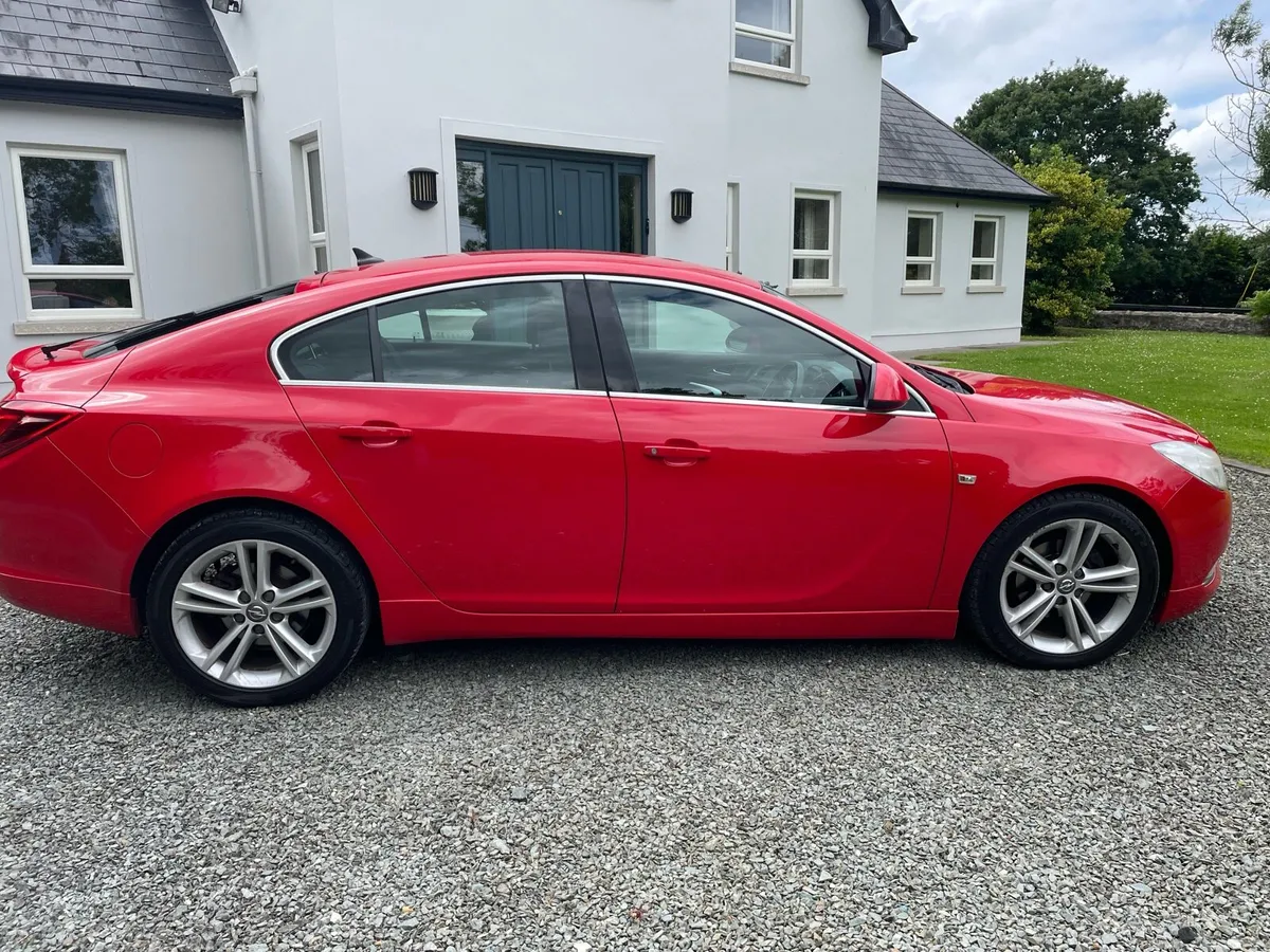 Opel Insignia 2012 Diesel - Image 3