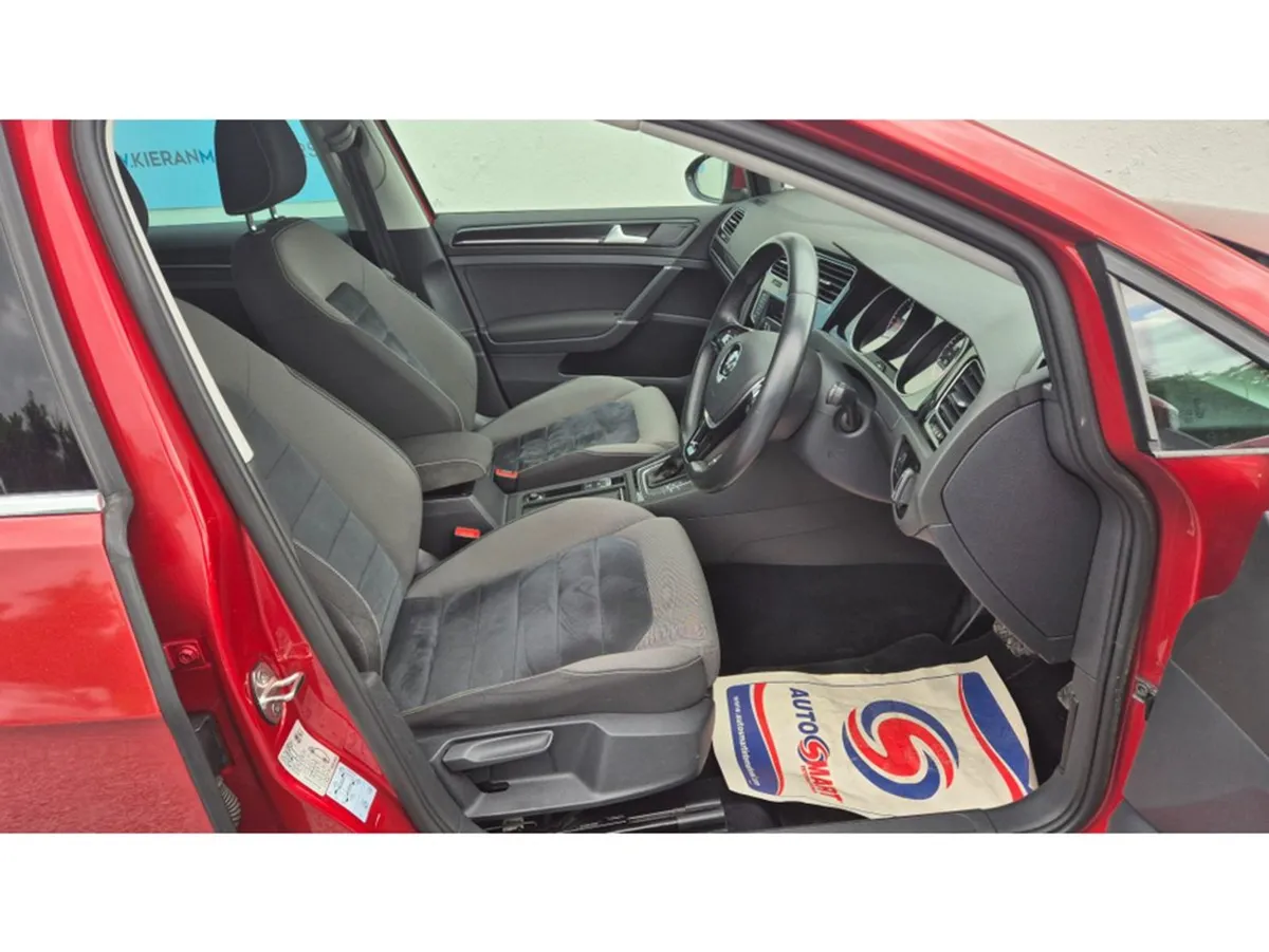 Volkswagen Golf Auto - Image 4
