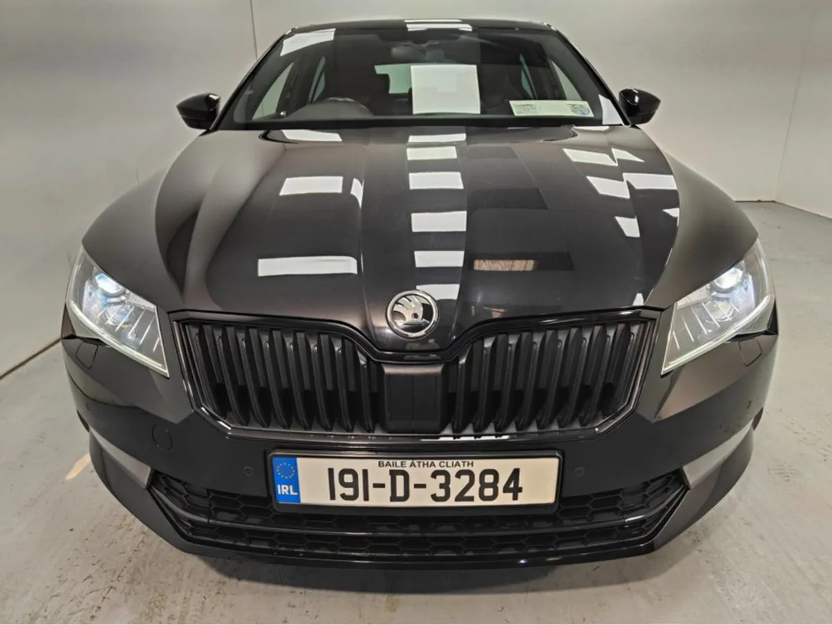 Skoda Superb Sport 2.0 TDI 190HP DSG 4DR Auto - Image 2