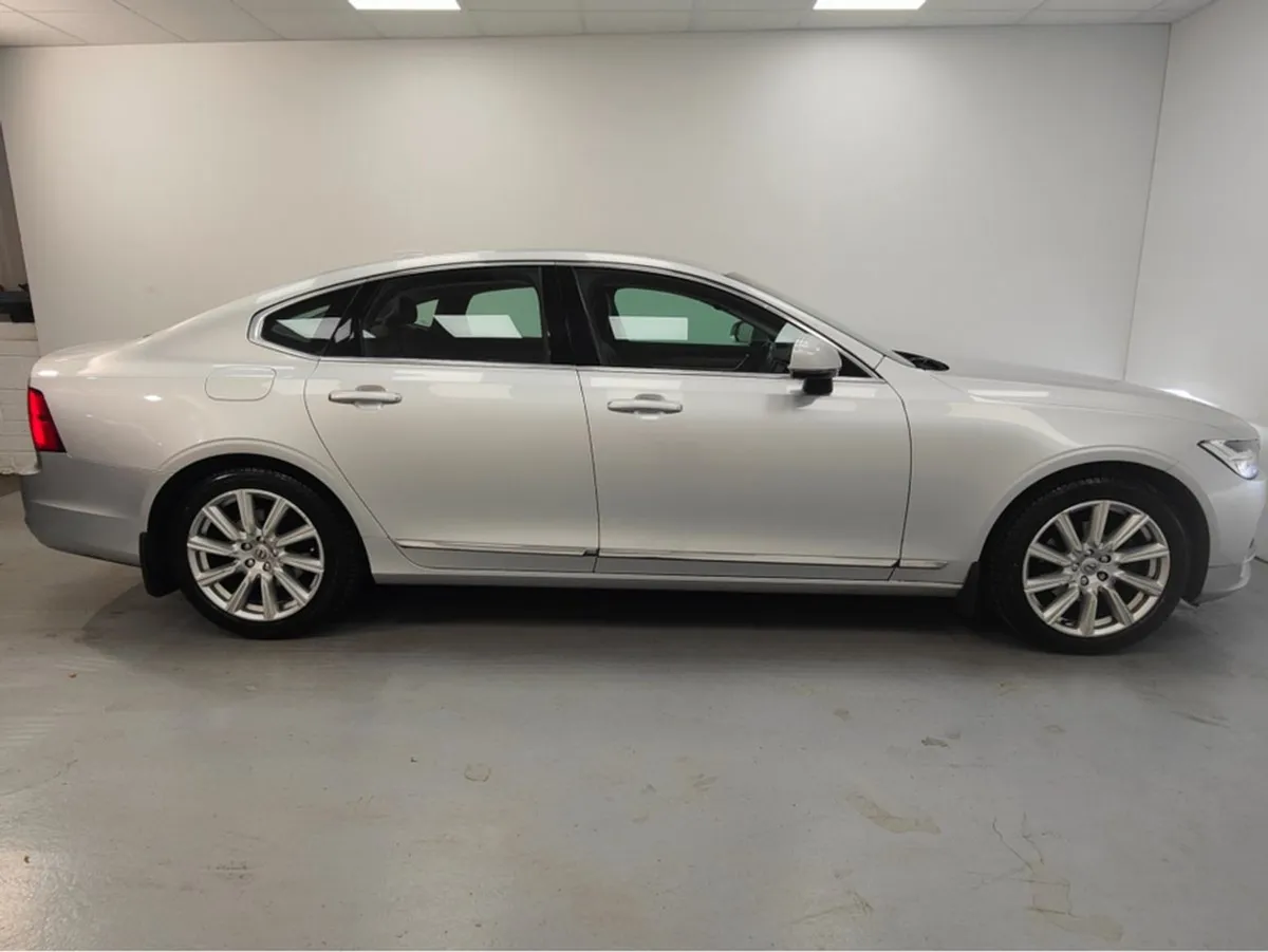Volvo S90 D3 Inscription AT 4DR Auto 5DR - Image 4
