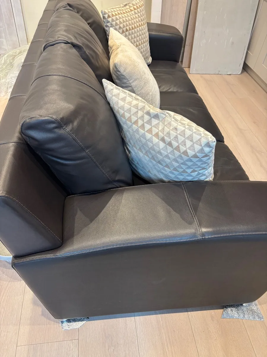 3 Seater Sofa - Image 1