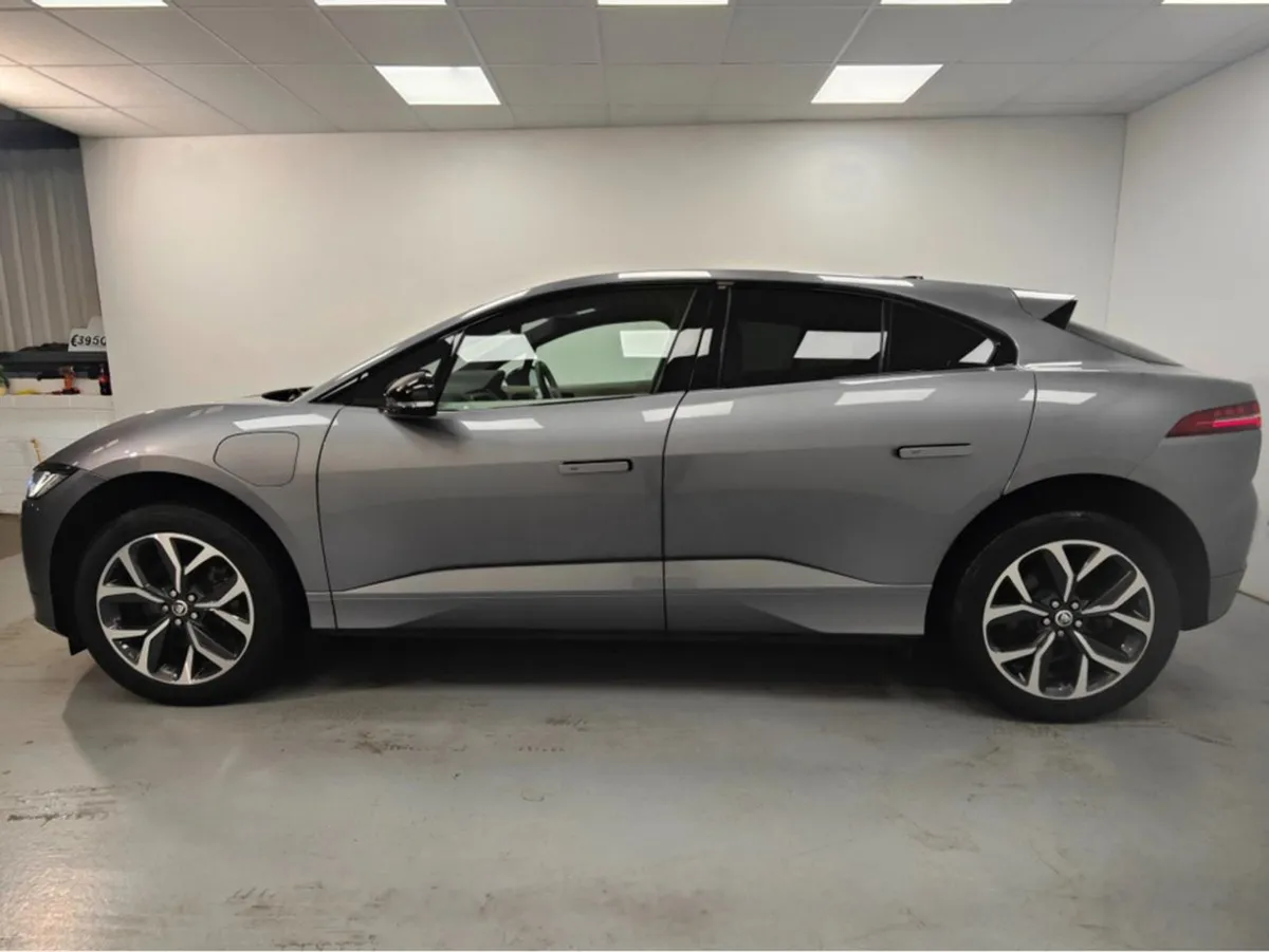 Jaguar I-PACE R-dynamic SE 90kwh 400P - Image 4