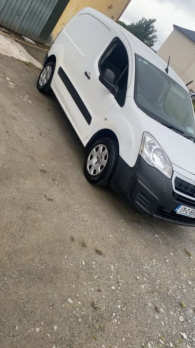 2017 Peugeot partner van - Image 2