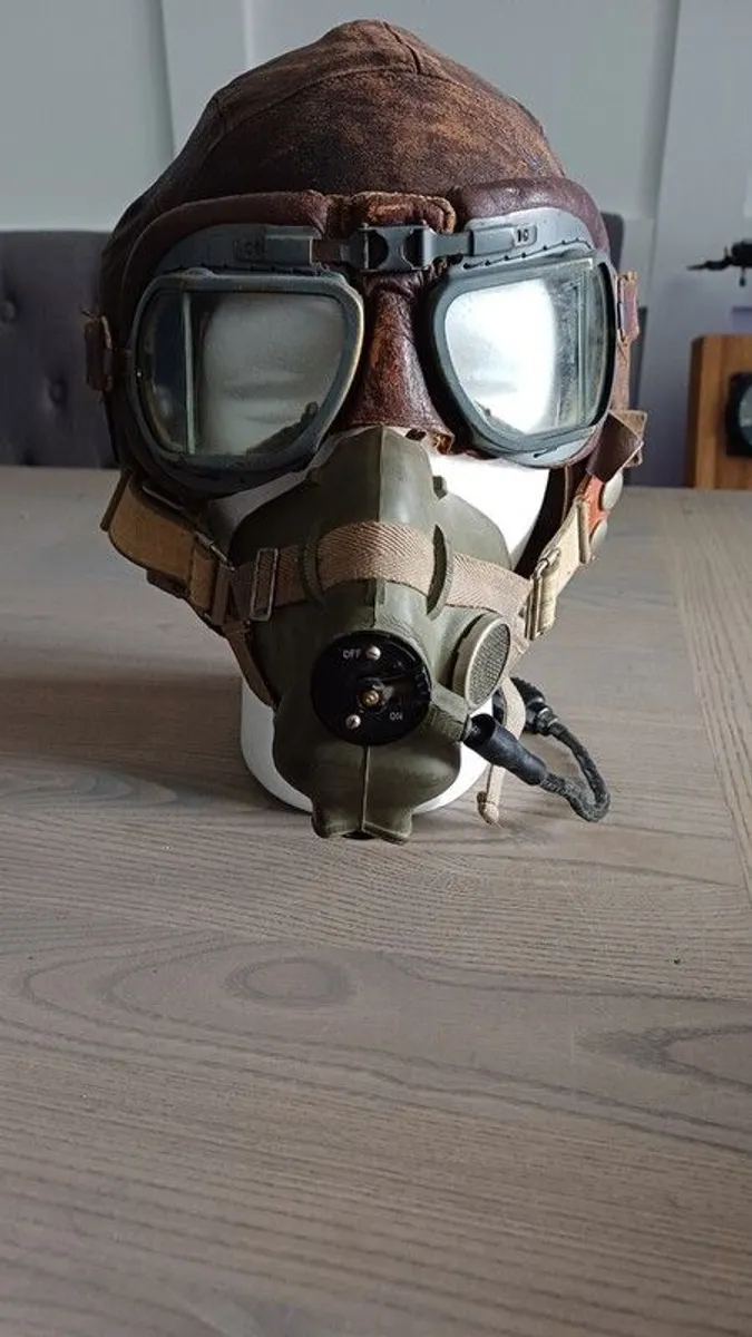 Original WW2 RAF Type C Flying Helmet & Mk VIII Flying Goggles, Type H oxygen mask + Display Foam Head - Image 1