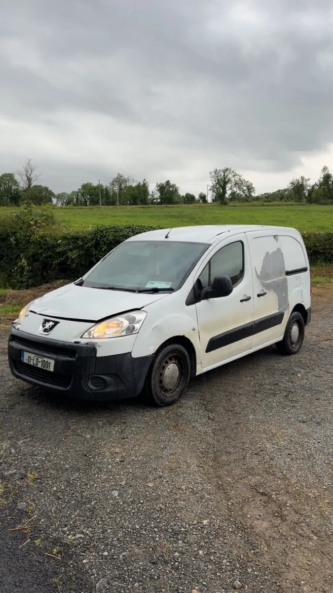 Partner Van - Image 1