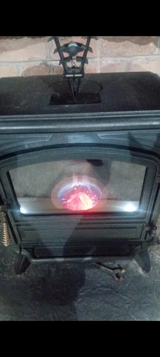 Oil stove and oil tank - Image 2