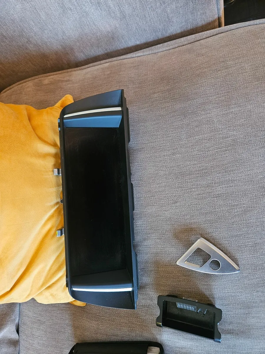 Bmw f10 wide screen, gear selector, door handles, - Image 1