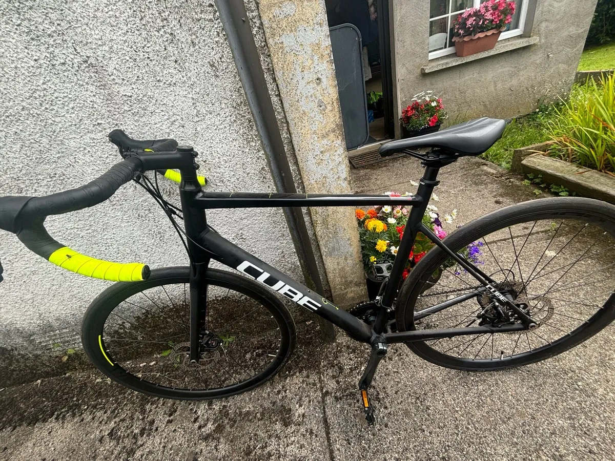 Cube bike - Image 1