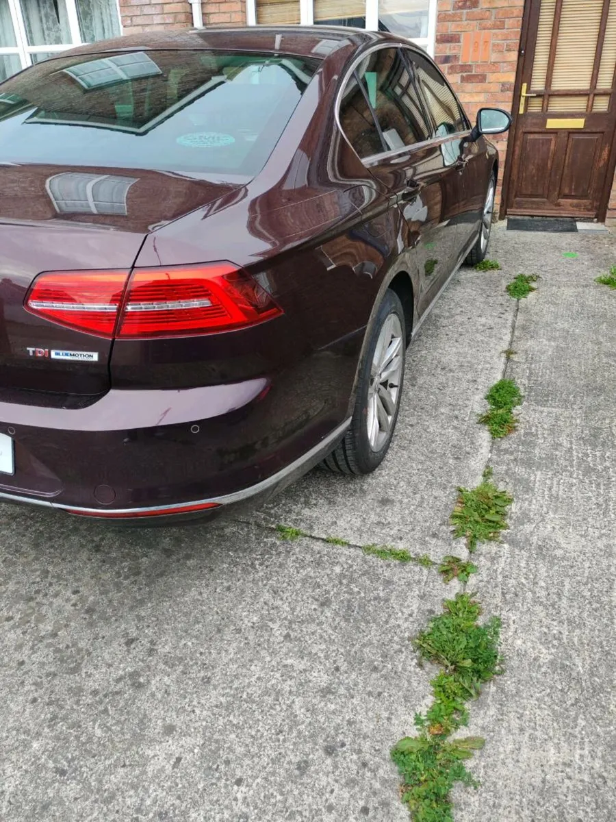 2016 (161) Volkswagen Passat

1.6 TDI HIGHLINE 120 - Image 2