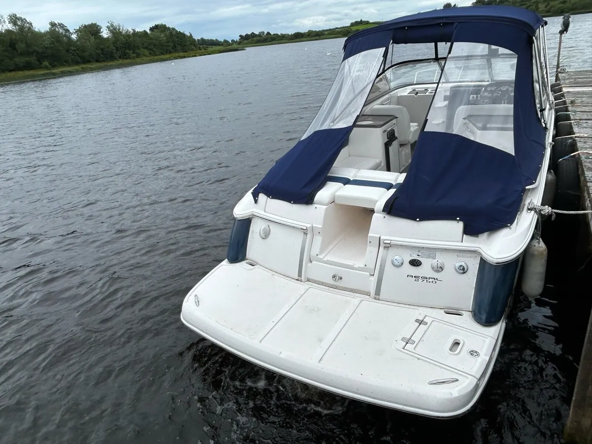 REGAL 2750 sports cruiser boat - Image 3