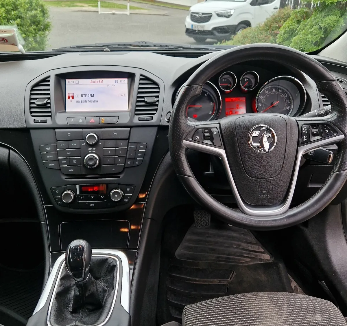 Vauxhall Insignia 2012 - Image 3