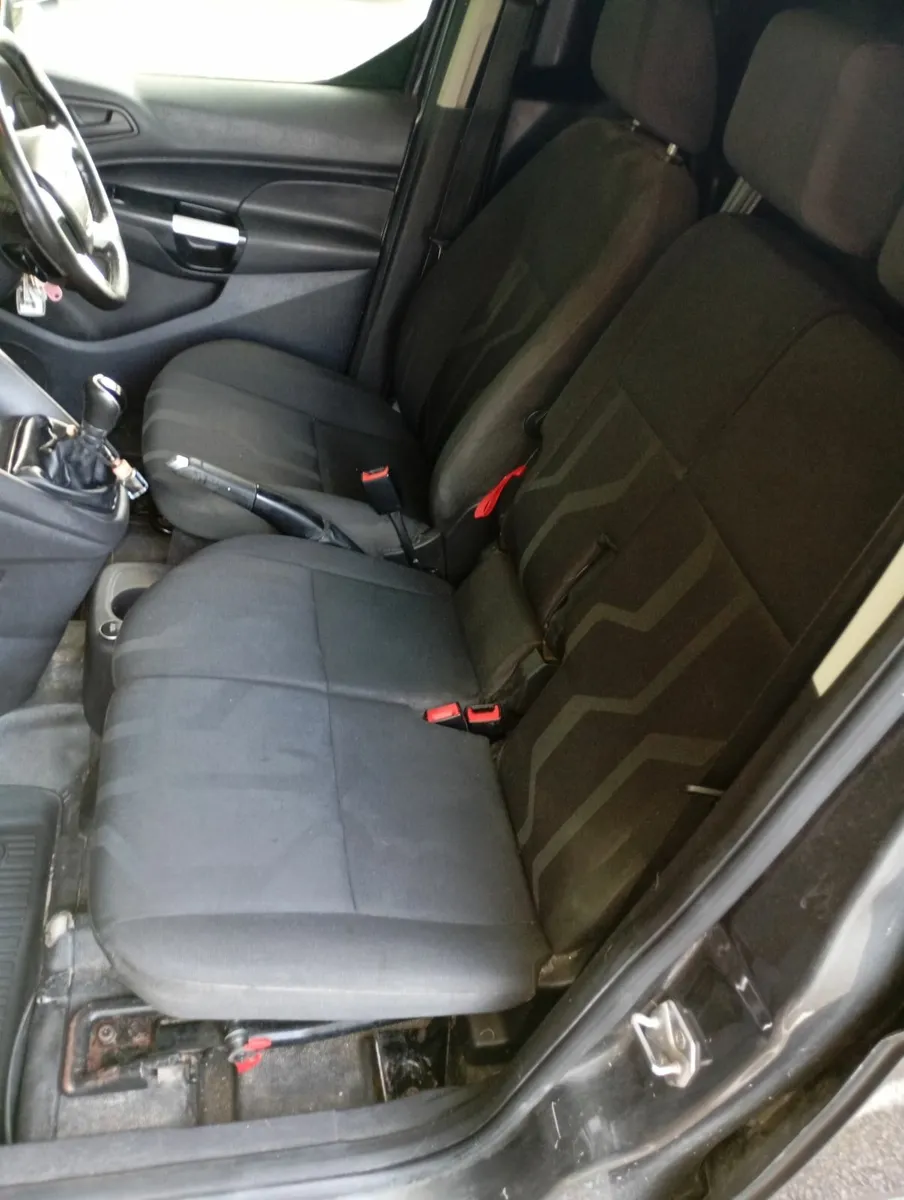 Ford Transit Connect Trend 171 - Image 3