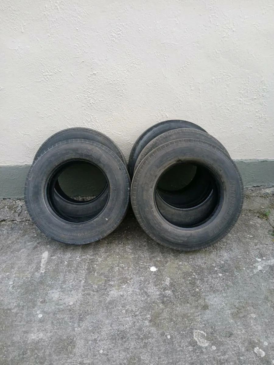 215/75 r17.5 Tyres - Image 4