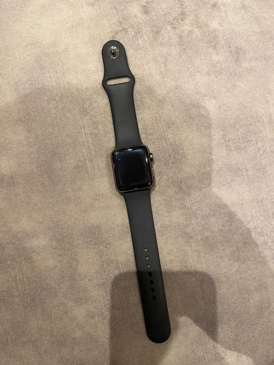 Apple Watch Series 3 - Image 3