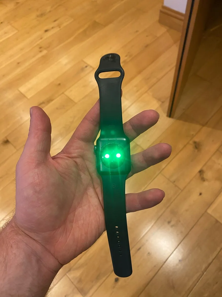 Apple Watch Series 3 - Image 4